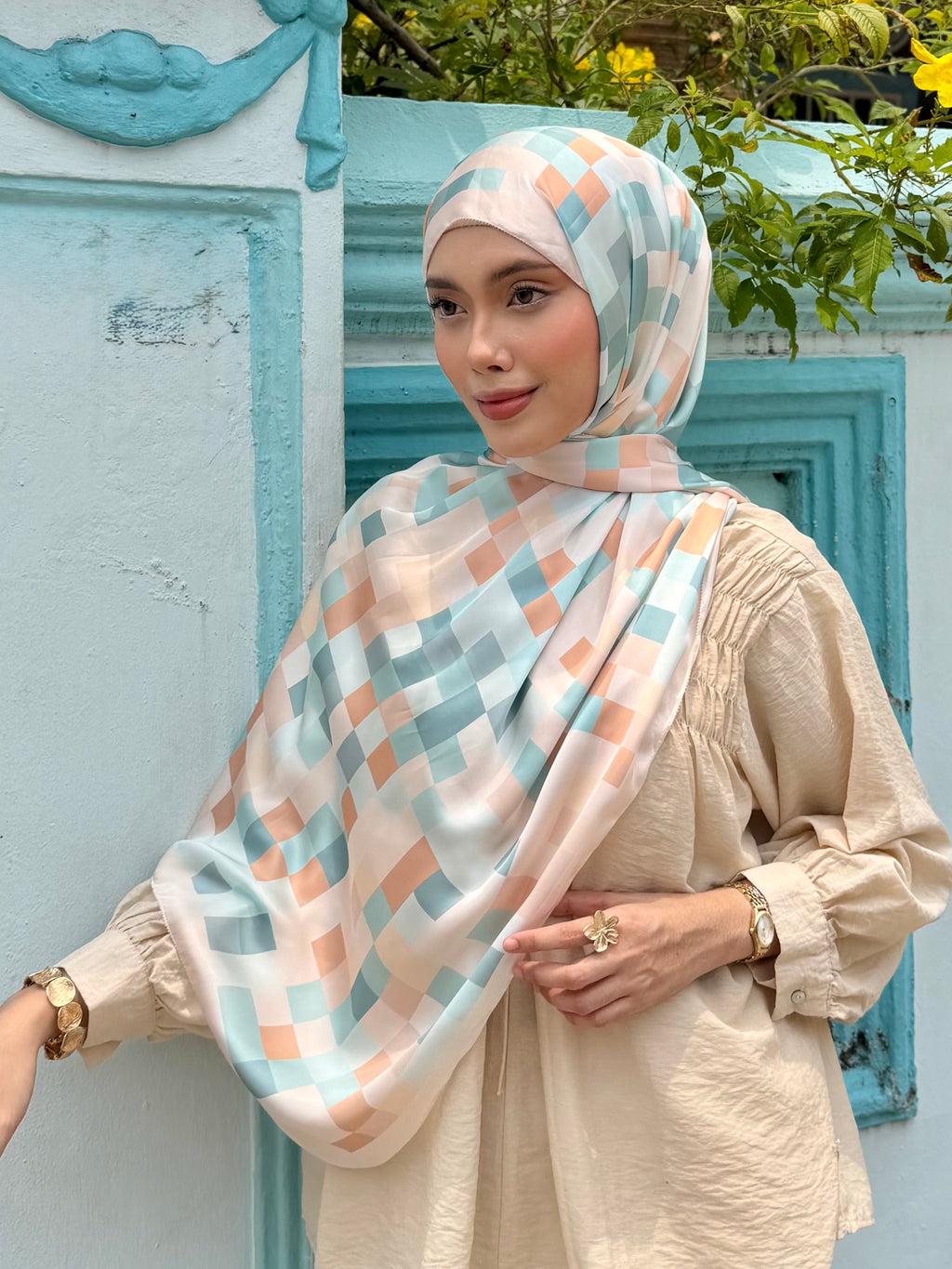 Mosaic in Afterglow | Satin Shawl