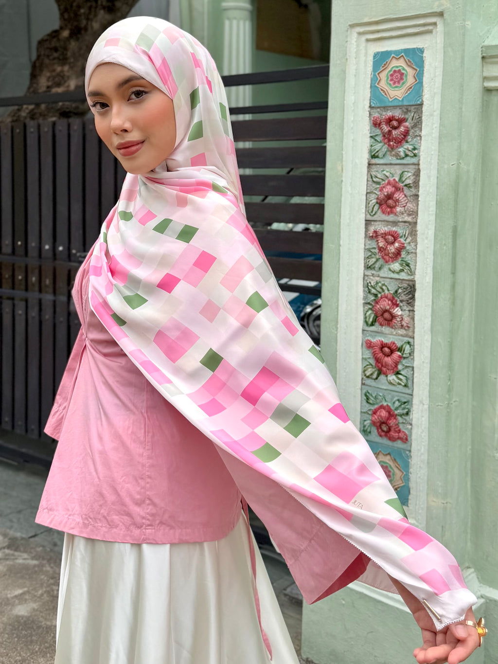 Mosaic in Cloud Nine | Satin Shawl